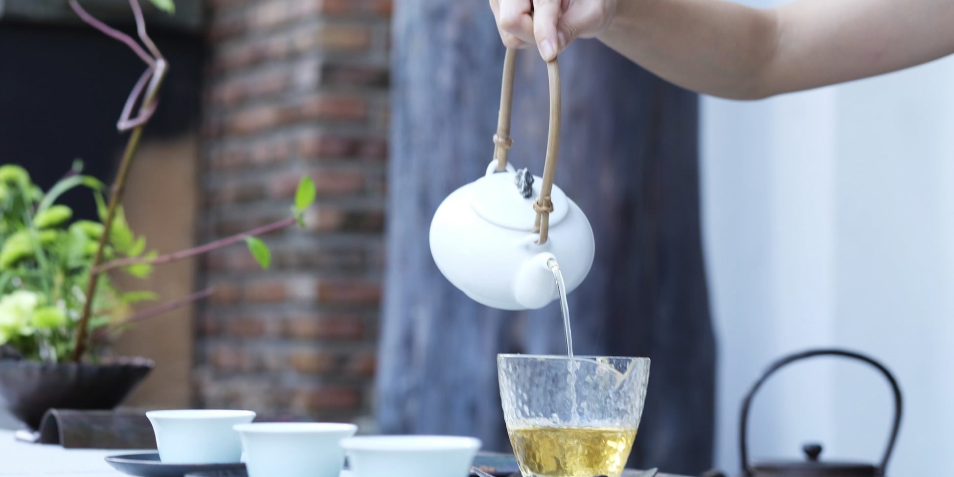 Prendere il tè con la delusione